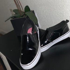 Vans slip on size 4.0 kids black, white and pink